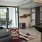 Appartement Biarritz, 1 pièce, 4 personnes - FR-1-248-34
