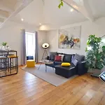 Duplex Elegant & Moderne - 3 Chambres - Rooftop Terrasse & Jacuzzi- Chelitz