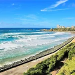 Studio Front De Mer Avec Piscine Et Balcon A Biarritz - Fr-1-3-412