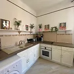 Logement hyper centre et près de la plage 1er étage