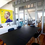 Loft En Duplex Avec Terrasse Halles