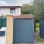 Studio Independant Au Calme A Biarritz