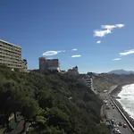Studio Avec Piscine Face A La Mer A Biarritz - Fr-1-3-430