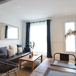 Luis Mariano Triplex Apartment