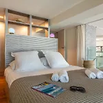 Easy Clés- Lovely Loft in front of the Port Vieux beach - Parking