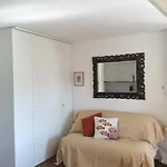 Studio Au Metropole