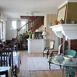 Hotel De La Milady