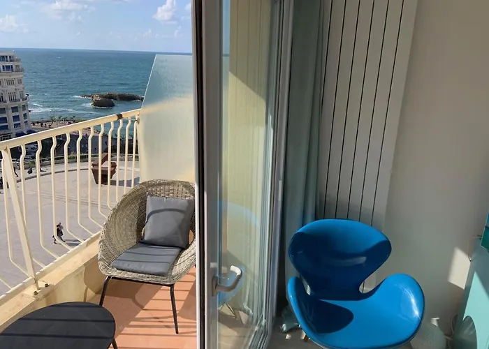 Plein Centre, Appartement Neuf, 6 Couchages, Vue Mer