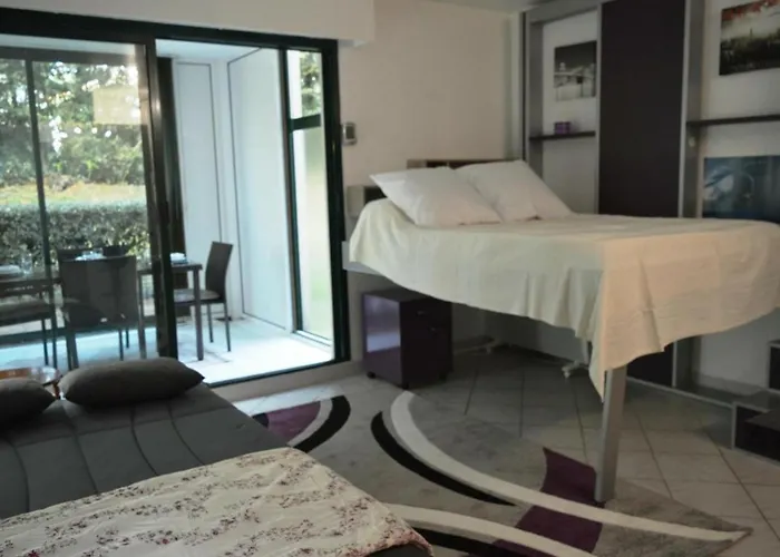 Appartement Biarritz, 1 pièce, 4 personnes - FR-1-248-34