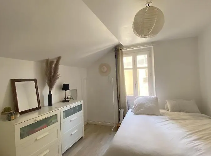 Logement hyper centre et près de la plage 1er étage