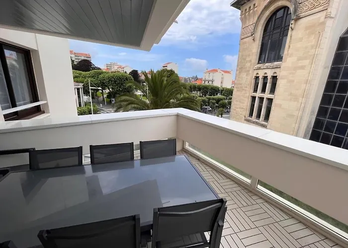 Apartment Hyper-Center Biarritz With Parking