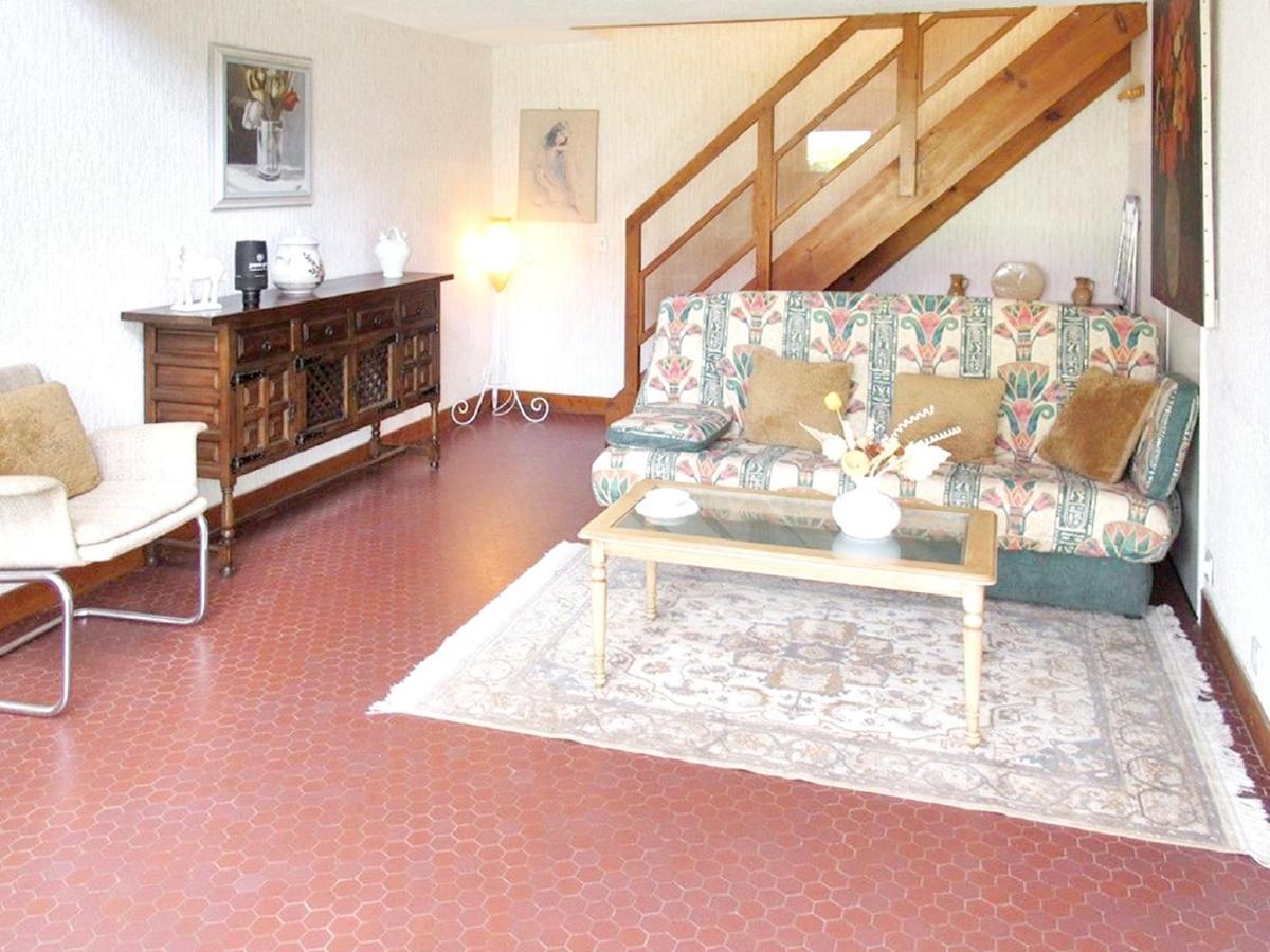 Apartment Rue De Madrid