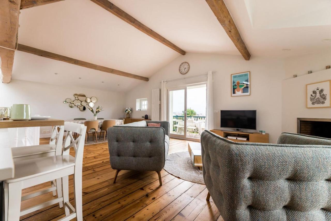 Views Keyweek Duplex And Terrace Right Above The Golf Biarritz