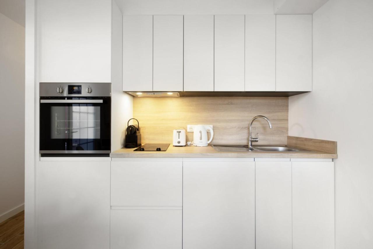 Painel - 3 Etoiles - Welkeys Apartamento Biarritz