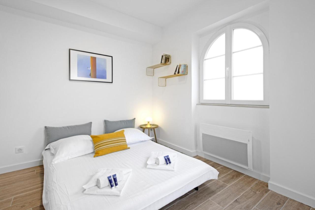 Painel - 3 Etoiles - Welkeys * Biarritz