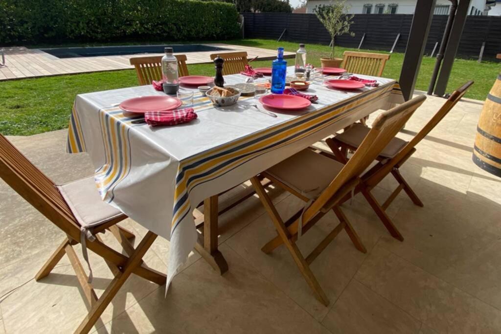 Hiru Alabak - Maison A Biarritz, Piscine, Jardin, 8 Personnes