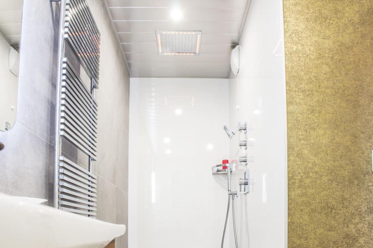 Guestready - Spacious Apt With Terrace Pools * Biarritz