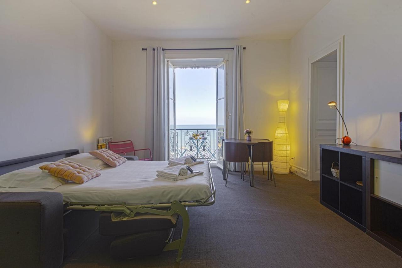Charming Studio With Sea View & Balcony - - Welkeys * Biarritz