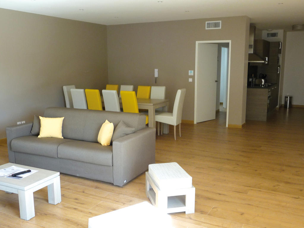 Lagrange Les Patios Eugenie Aparthotel
