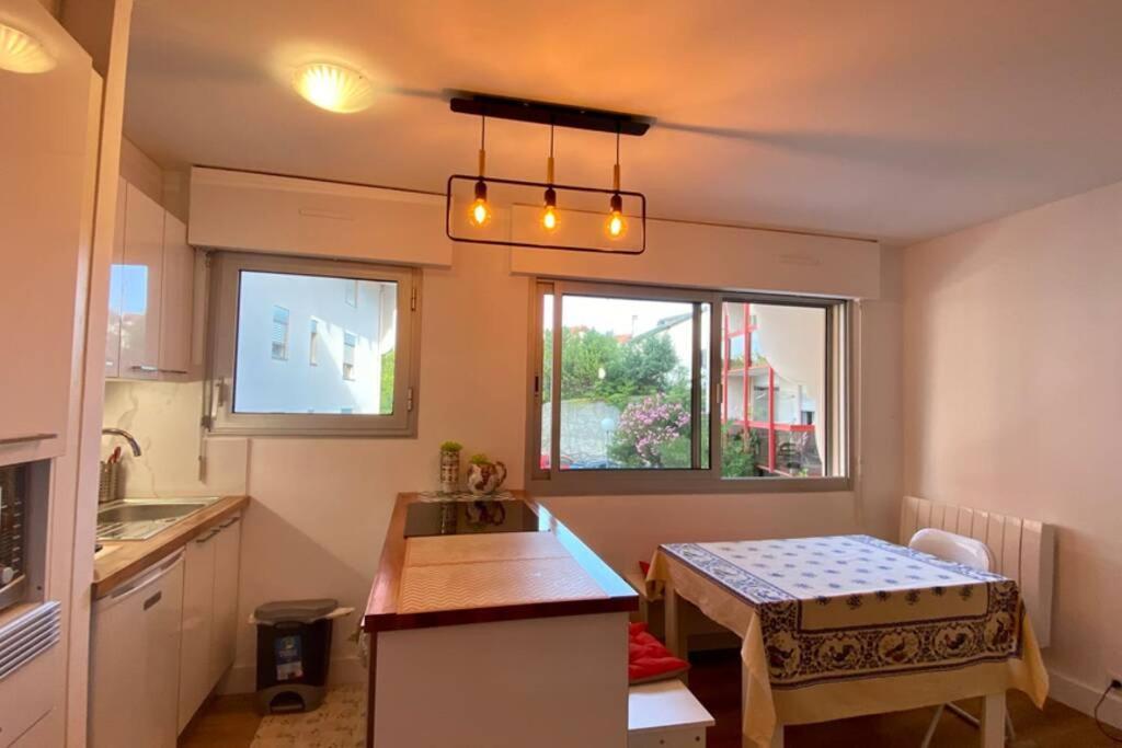 Apartment T2 Ocean A 2 Minutes A Pied Pour 4 + Parking