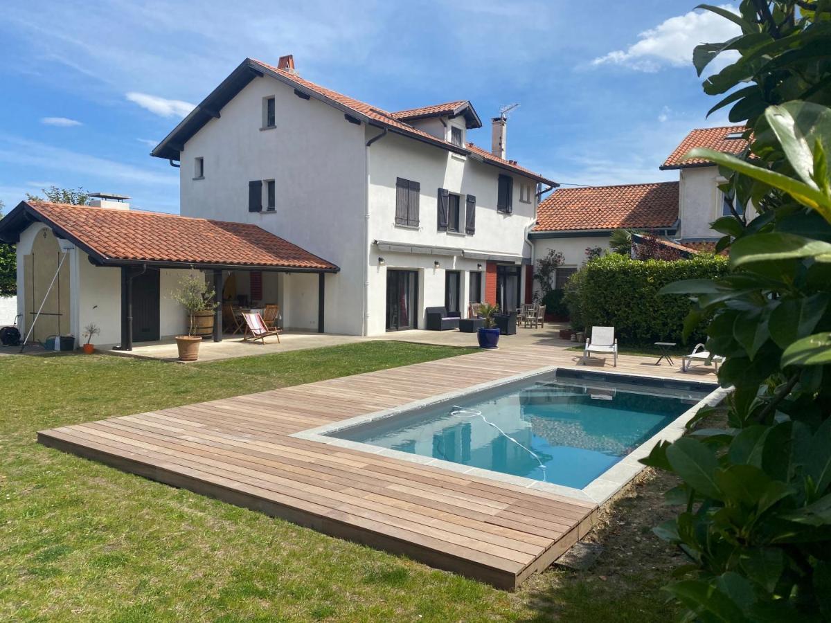 Hiru Alabak - Maison A Biarritz, Piscine, Jardin, 8 Personnes Villa