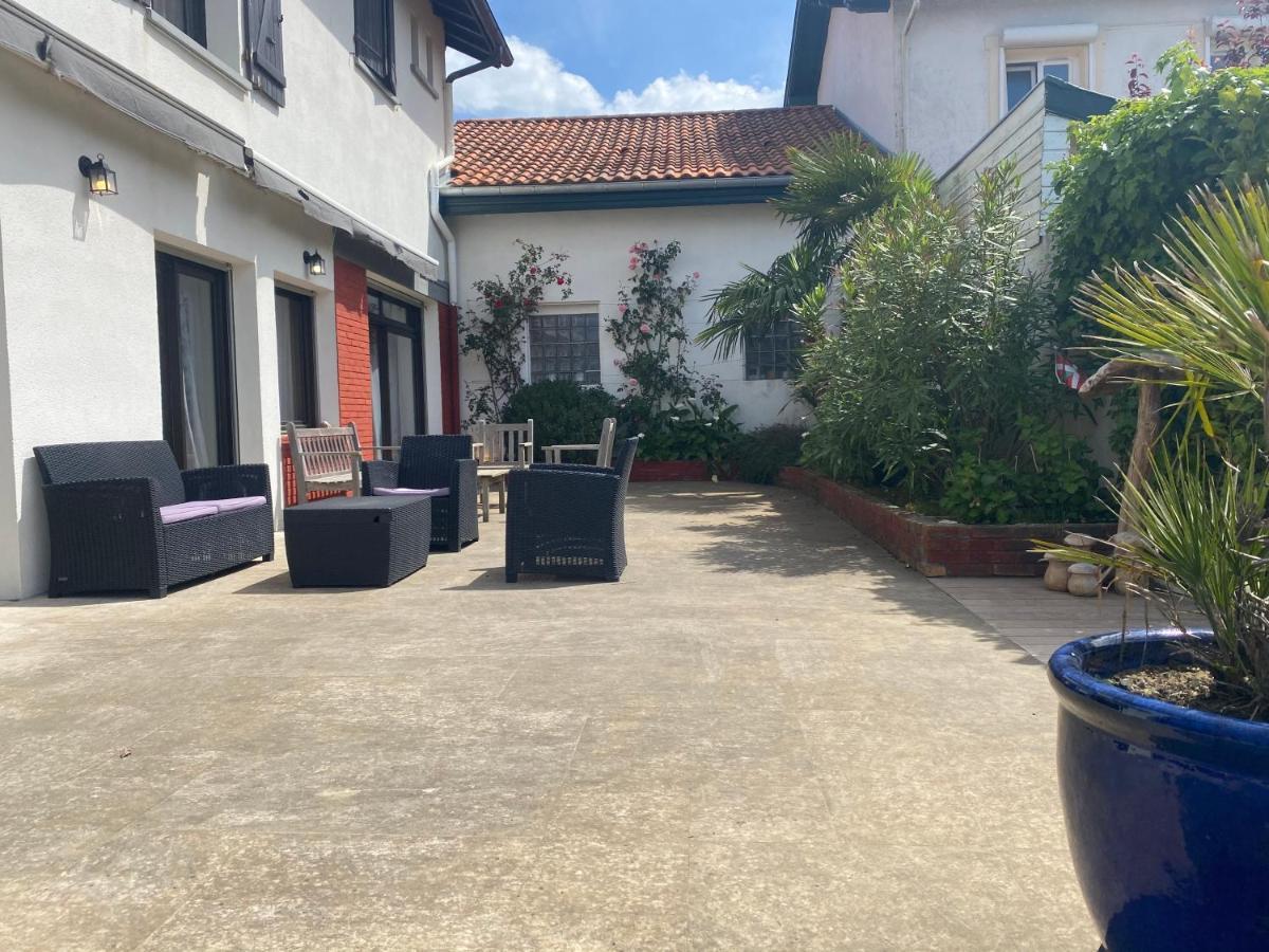 Hiru Alabak - Maison A Biarritz, Piscine, Jardin, 8 Personnes Villa Biarriz