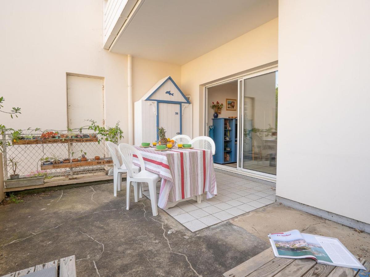 Apartment Le Prado By Interhome