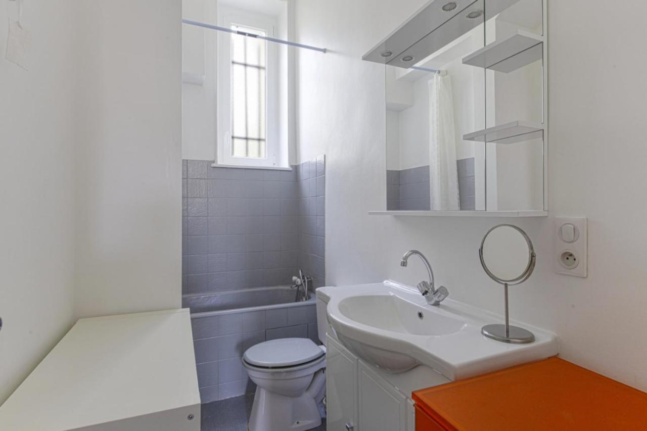 Apartment Charming Studio In Typical - - Welkeys