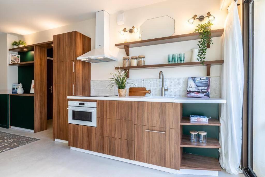 Apartment T3 Centre Proche Avec Parking Privatif *