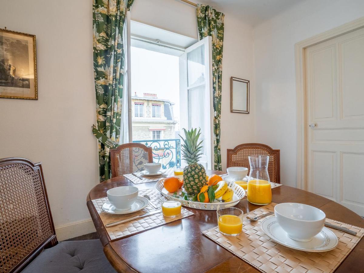 Le Britannia By Interhome