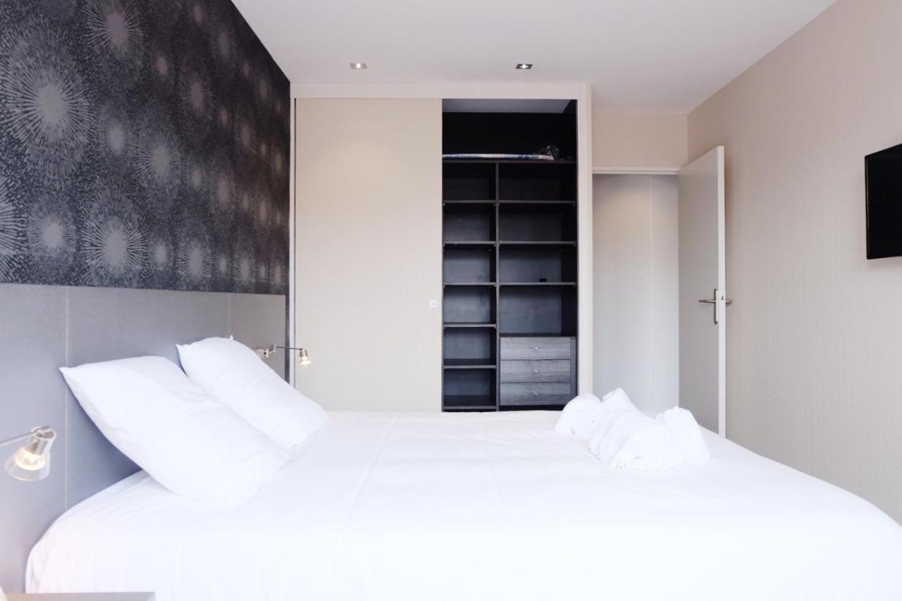 Magnifique Appartement, En Hyper Centre, Avec Terrasse Et Place De Parking * Biarritz