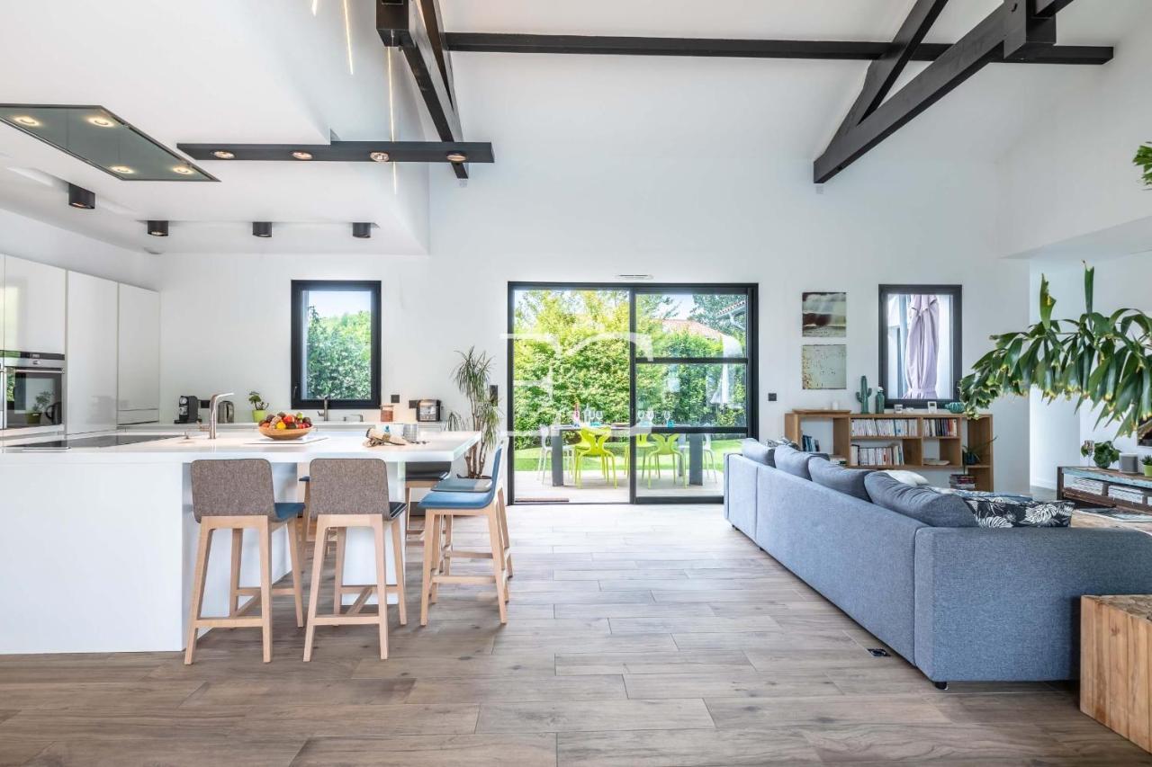Easy Cles - 5 Bedrooms Heated Pool Ac