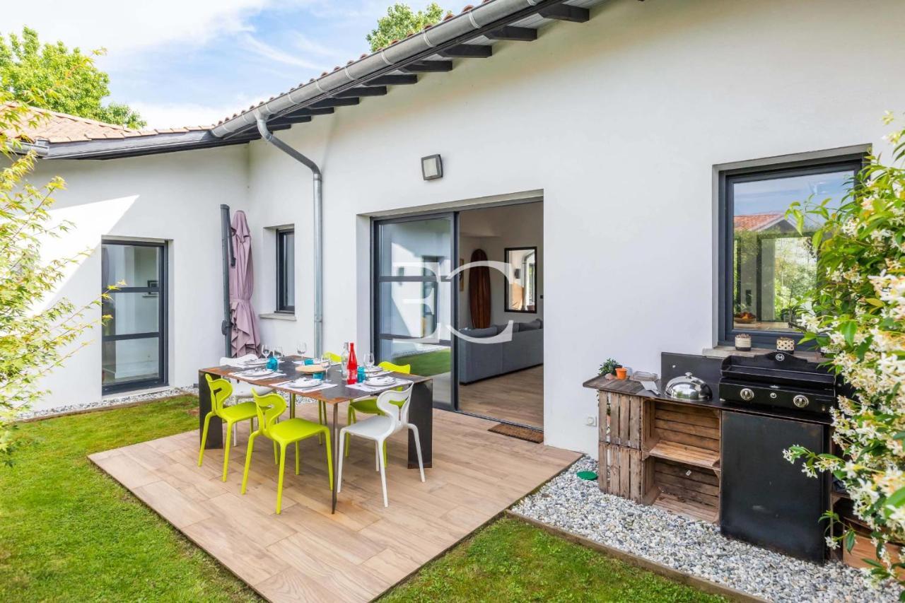 Easy Cles - 5 Bedrooms Heated Pool Ac Holiday home *