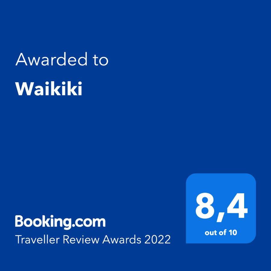Waikiki * Biarritz
