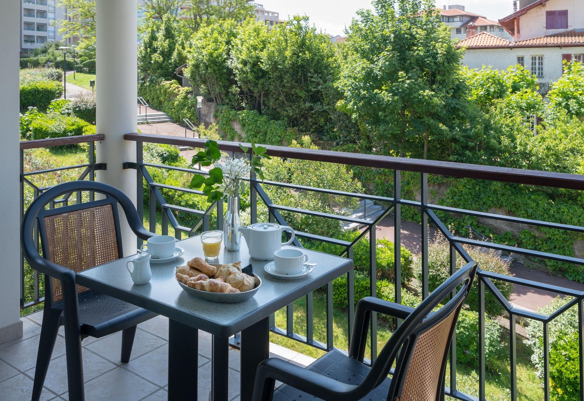 Ocean Aparthotel 4*