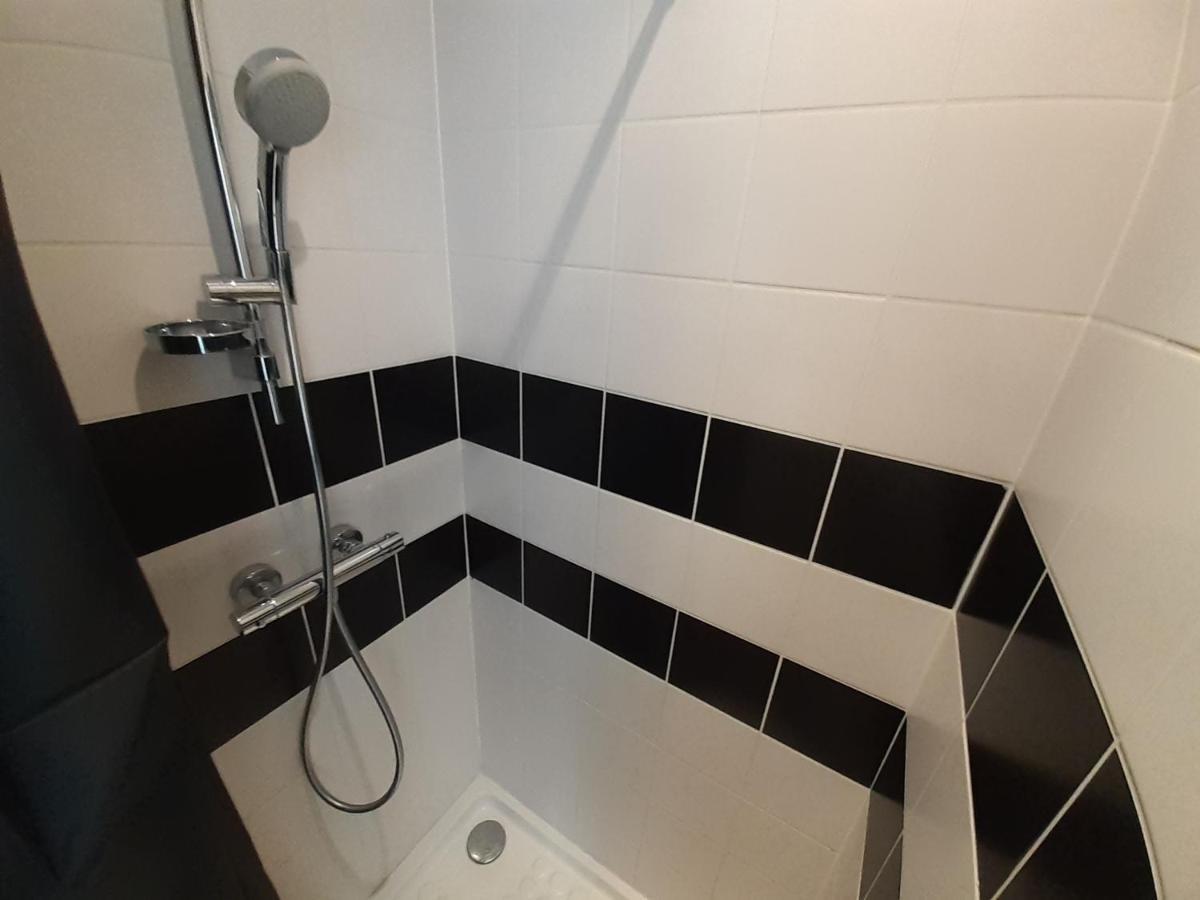 Biarritz, 1 Piece, 2 Personnes - Fr-1-239-760