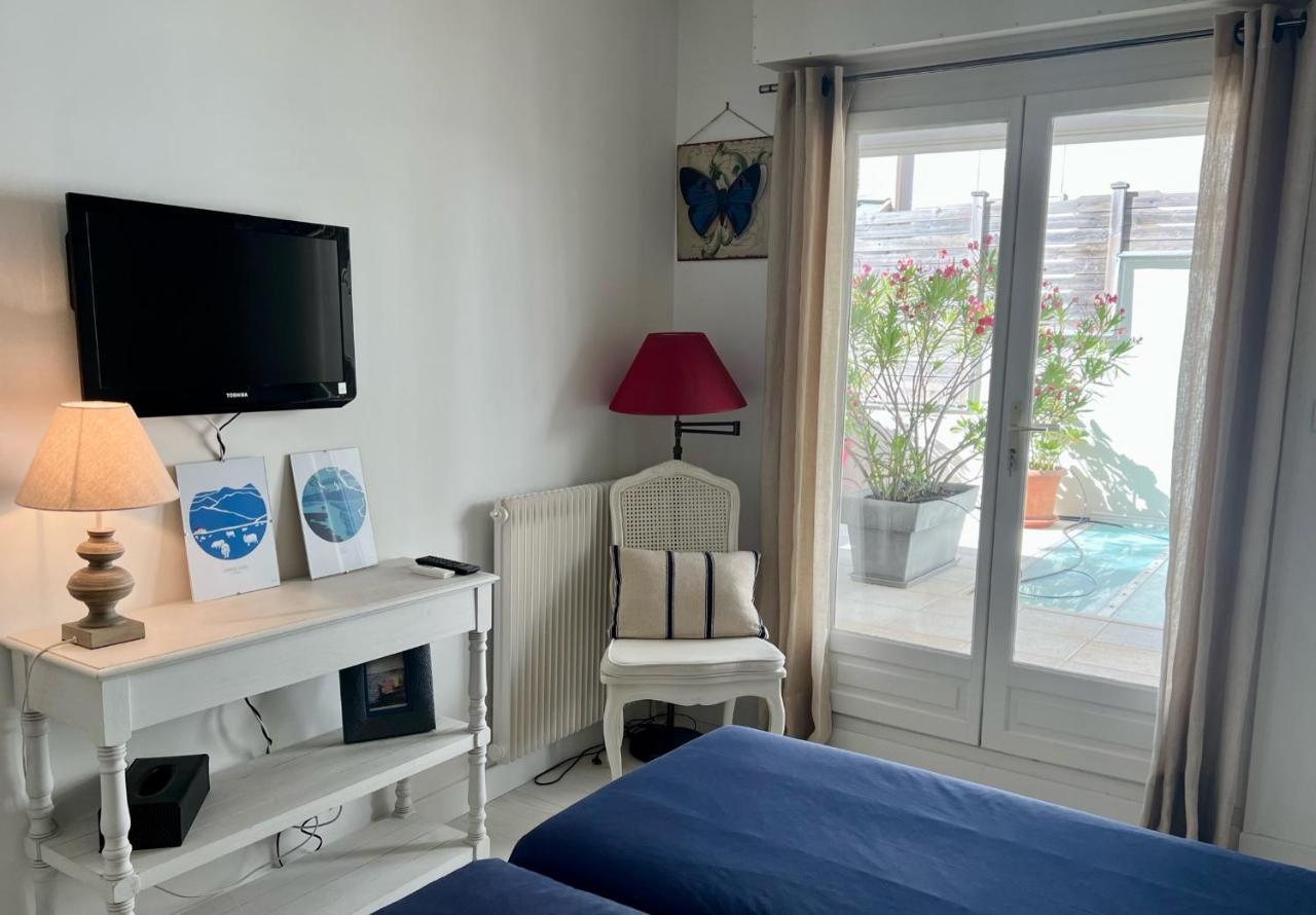 120m2 Avec Deux Terrasses Ensoleillees A Apartamento