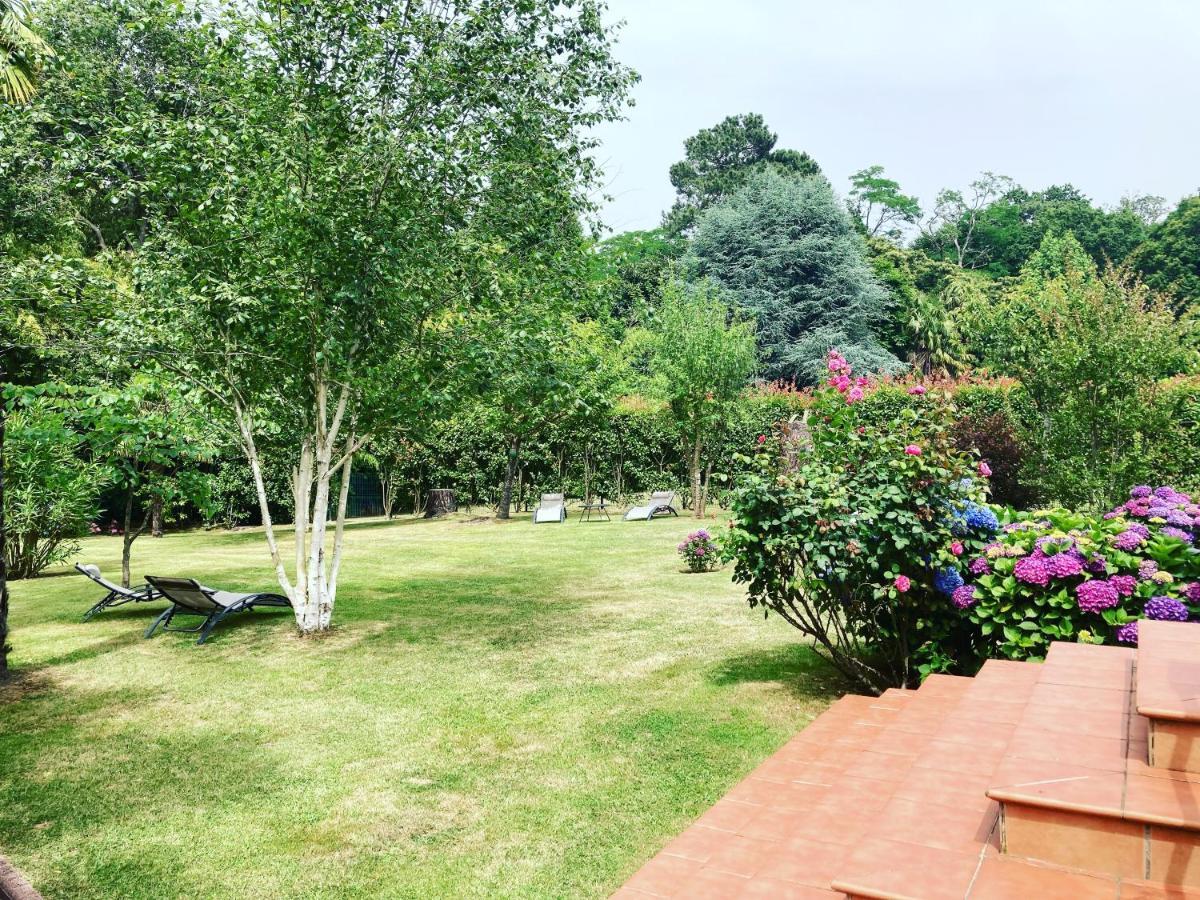 De Charme Parc Fleuri, Arbore Et Piscine A Villa Biarritz