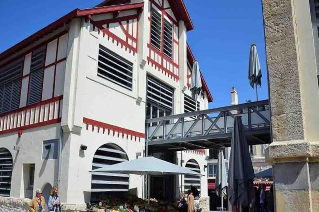 Quartier Des Halles Et 2min Grande Plage - T2 En Souplex Apartment Biarritz
