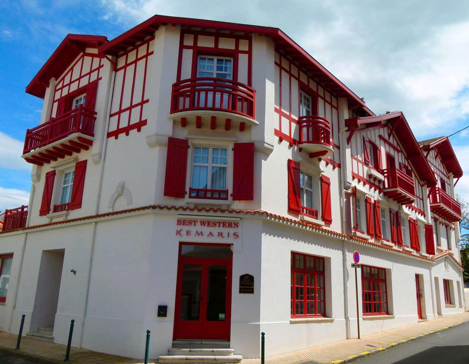 Kemaris Hotel 3*