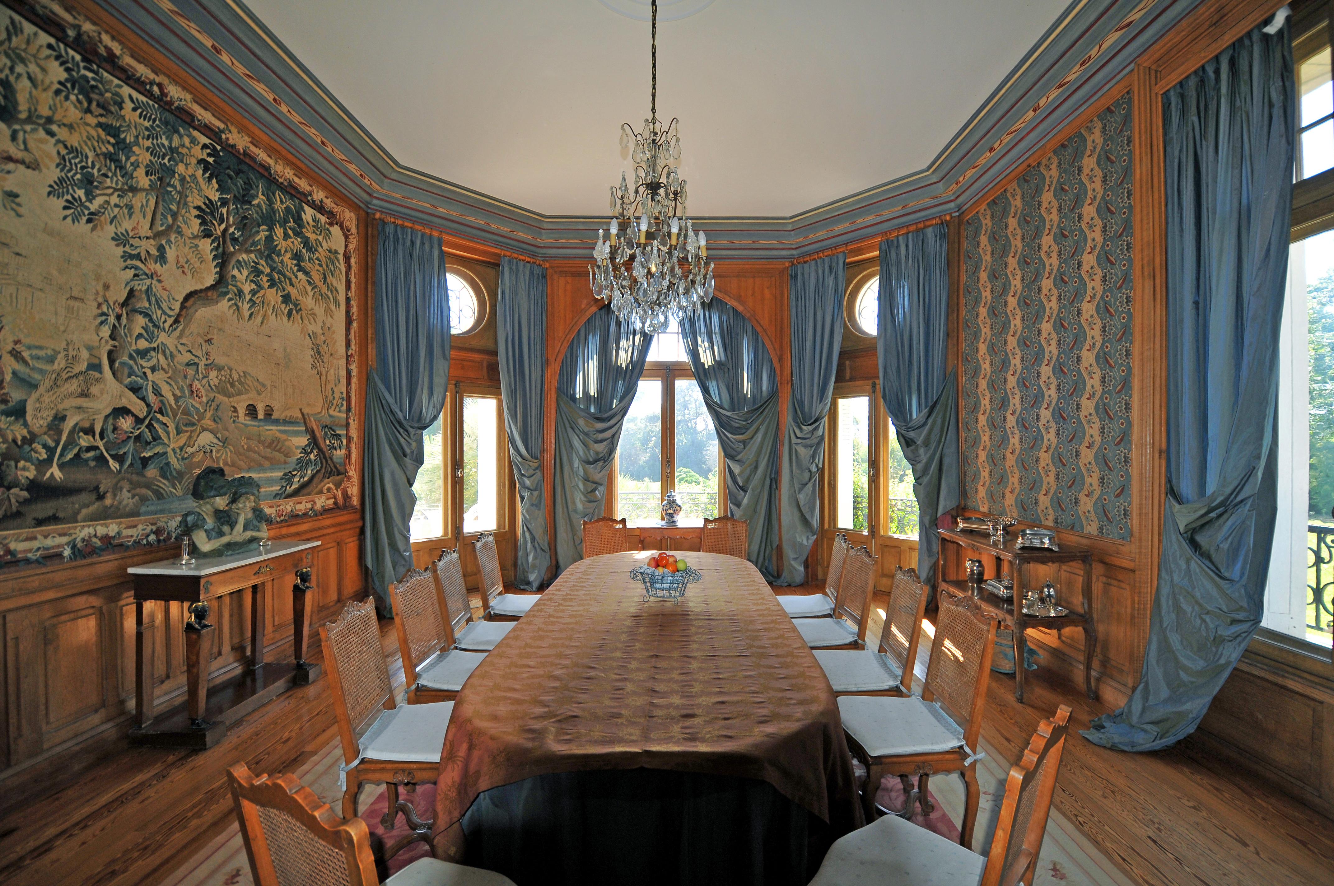 Chateau Du Clair De Lune - Boutique Luxury 4* Biarritz