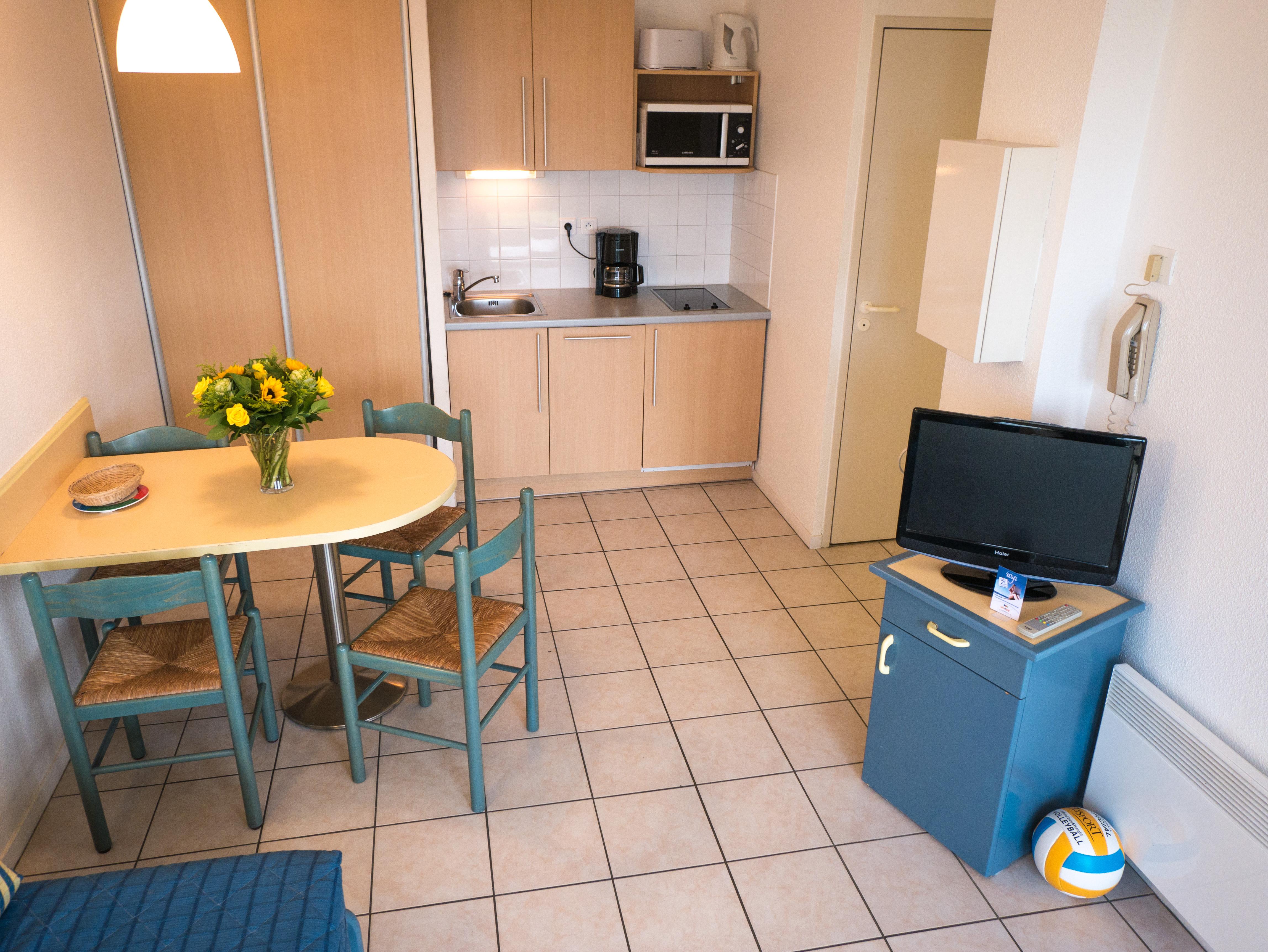 Aparthotel & Golf Eugenie 4*