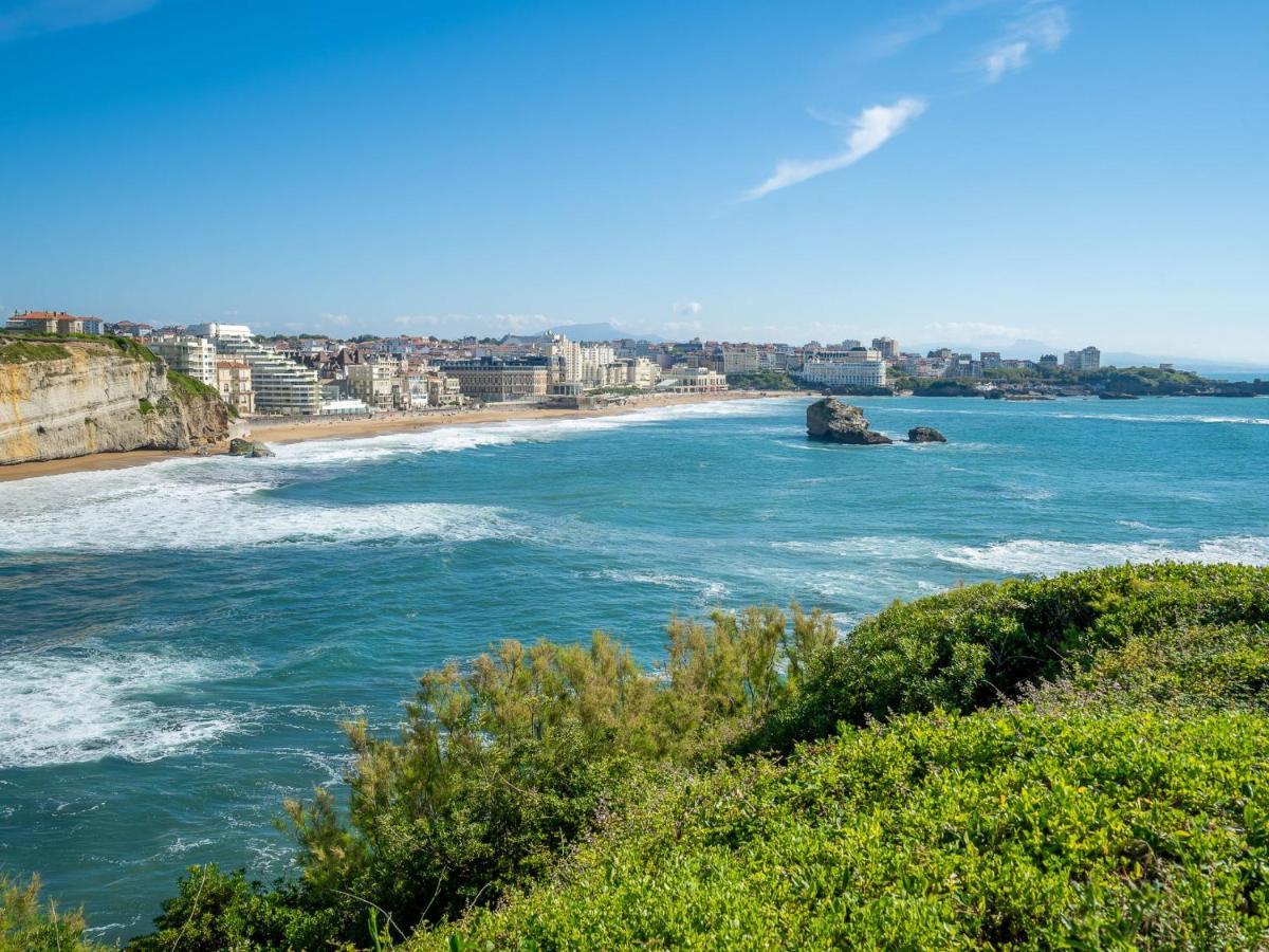 Victoria Surf-11 By Interhome