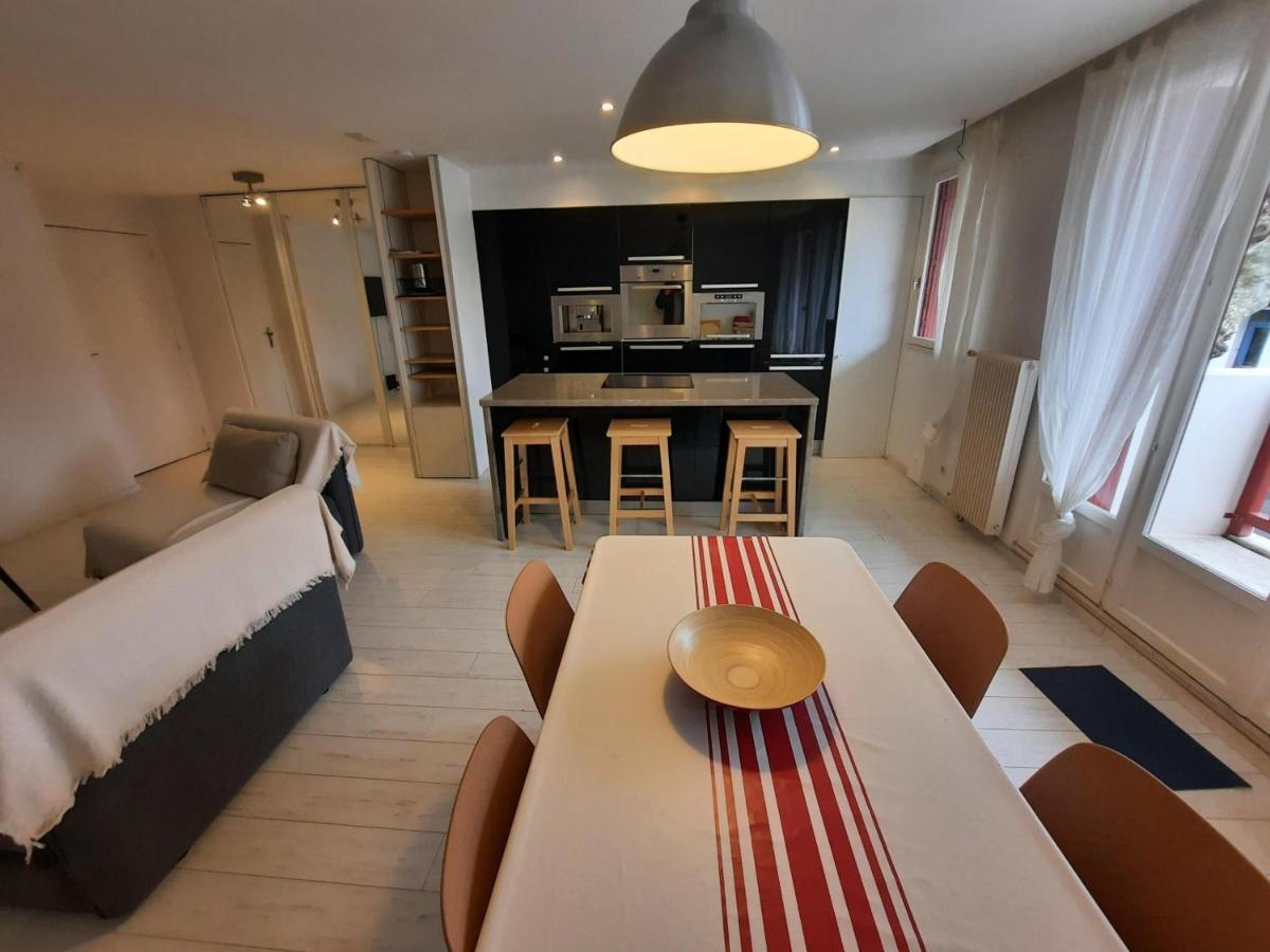 T2 Moderne A Avec Parking, Proche Plages Et Commerces - Fr-1-239-907