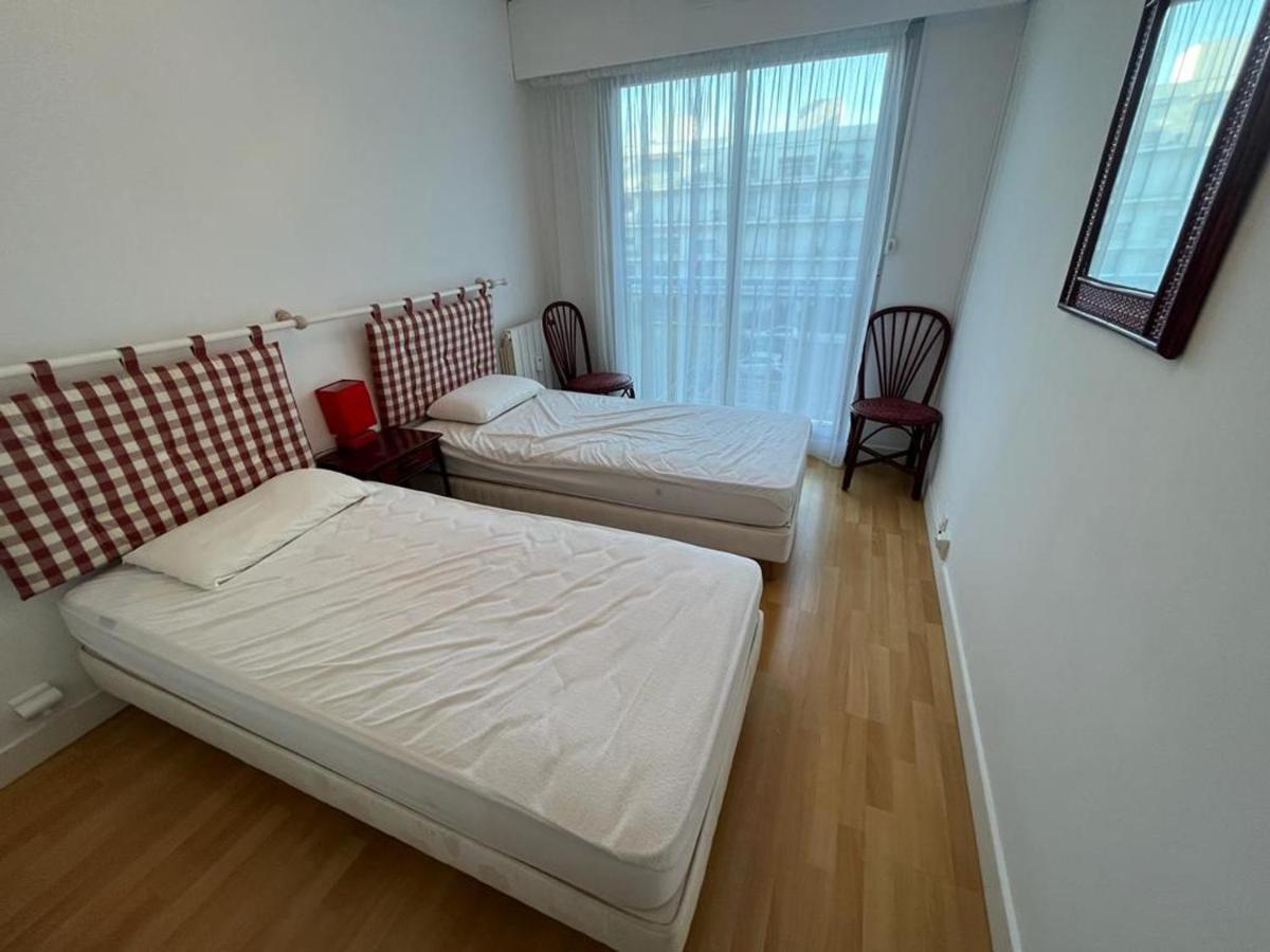T4 Avec Parking, Balcon Et Proche Commerces A - Fr-1-239-921 Biarritz