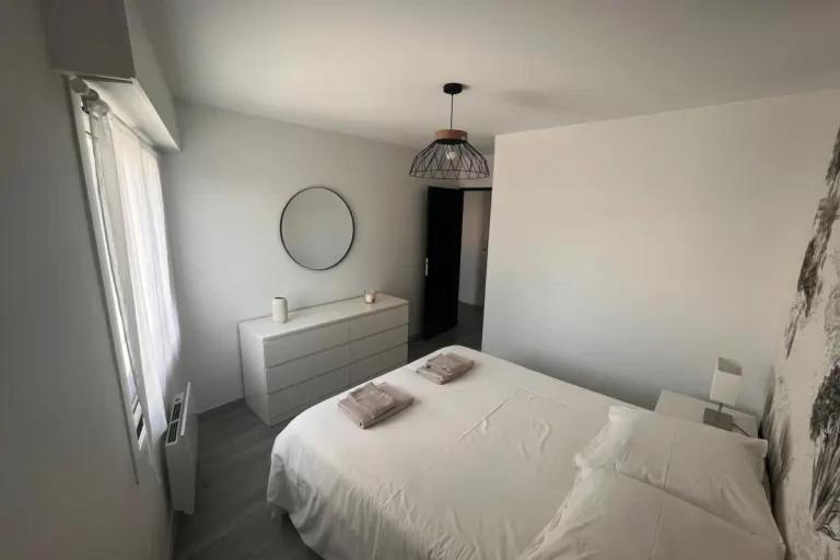 Apartment Hyper-center With Parking *