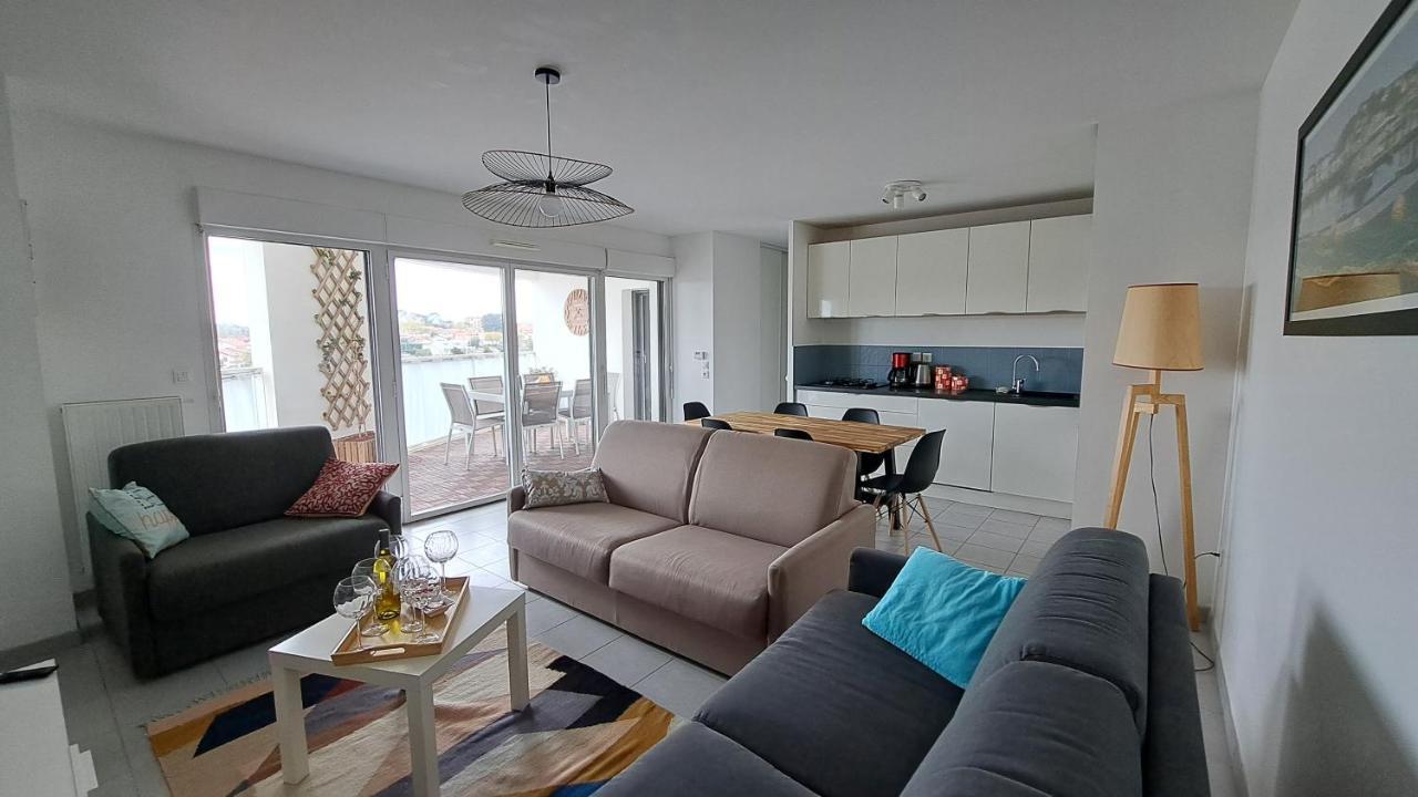 T4 Classe 3 Etoiles, Centre, Au Calme, Parkings Apartment Biarritz