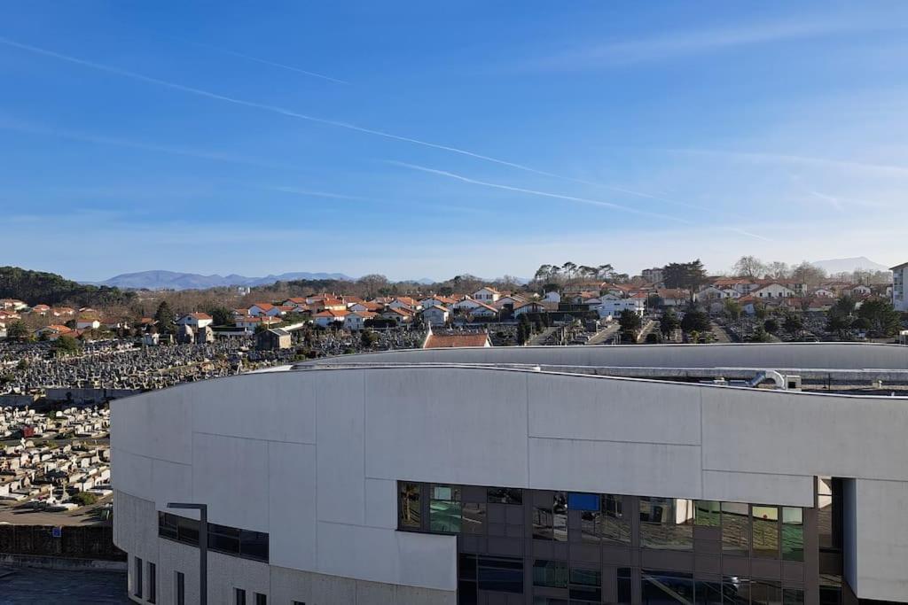 T4 Classe 3 Etoiles, Centre, Au Calme, Parkings Apartment Biarritz
