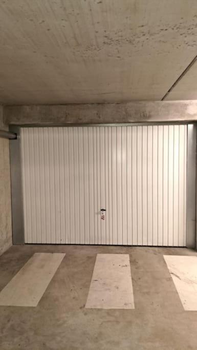 T4 Classe 3 Etoiles, Centre, Au Calme, Parkings Apartment *
