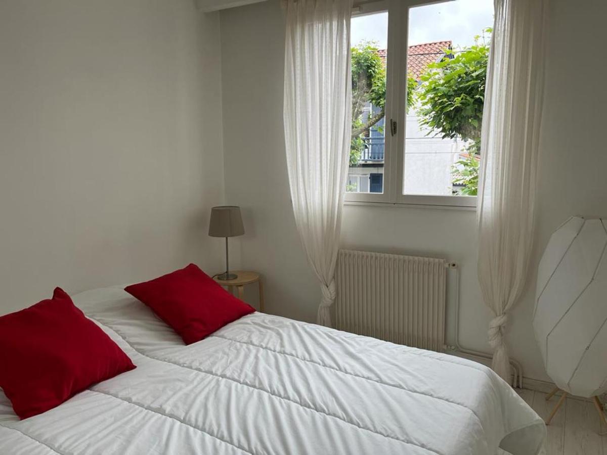 Apartment T2 Moderne A Avec Parking, Proche Plages Et Commerces - Fr-1-239-907 Biarritz